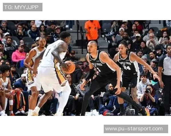 锡安称赞文班防守能力强调冲击篮下时需做出明智选择